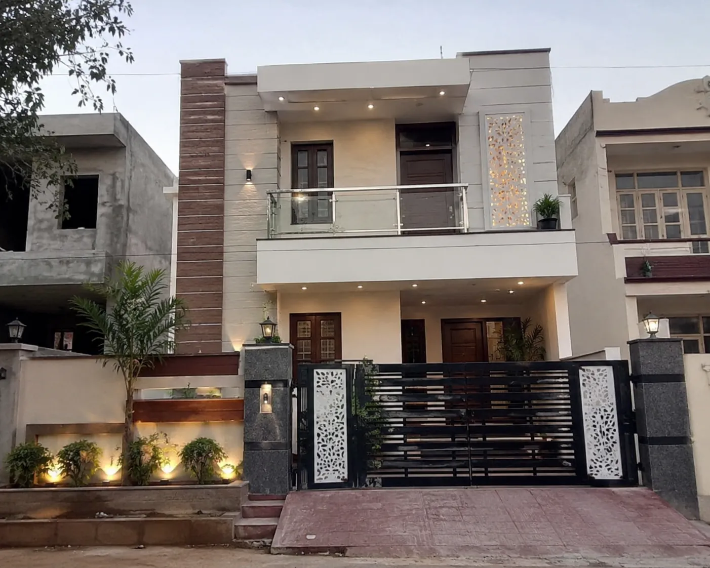 Simple House Front Design Ideas for Small Homes
